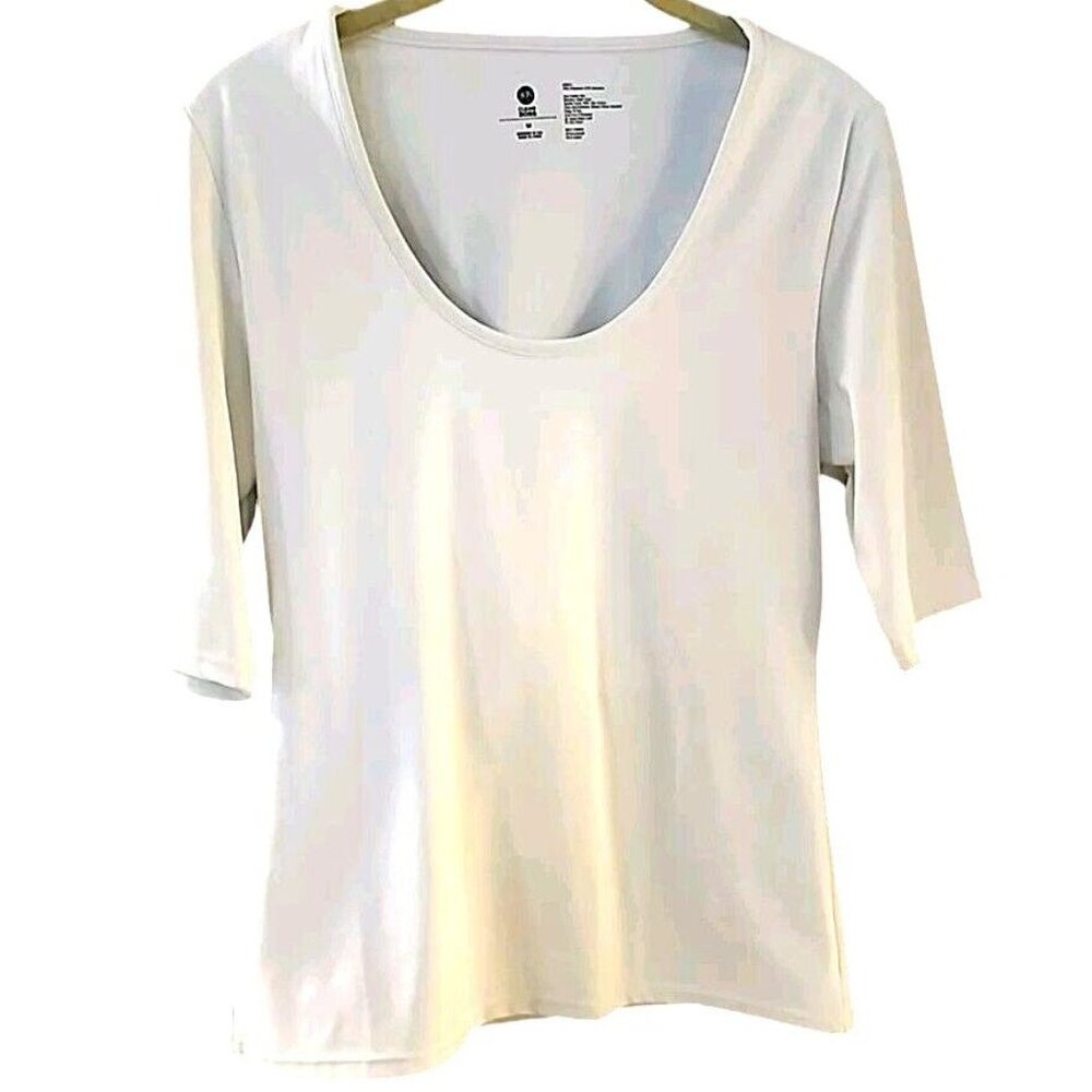 Size Medium White T Shirt w Built In Bra Luxe Performance Joy Clean Boss NEW HSN